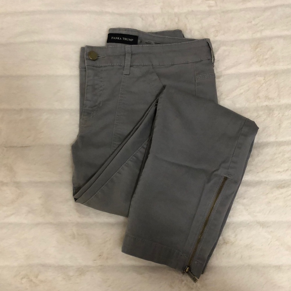 Ivanka Trump Slim Capris